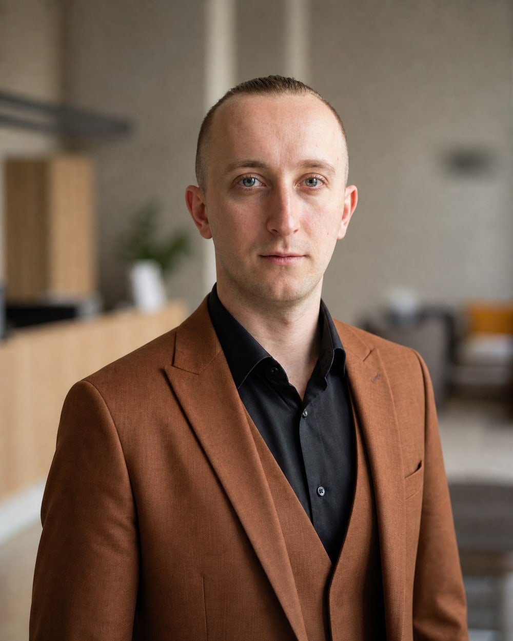 Александр Бабуров